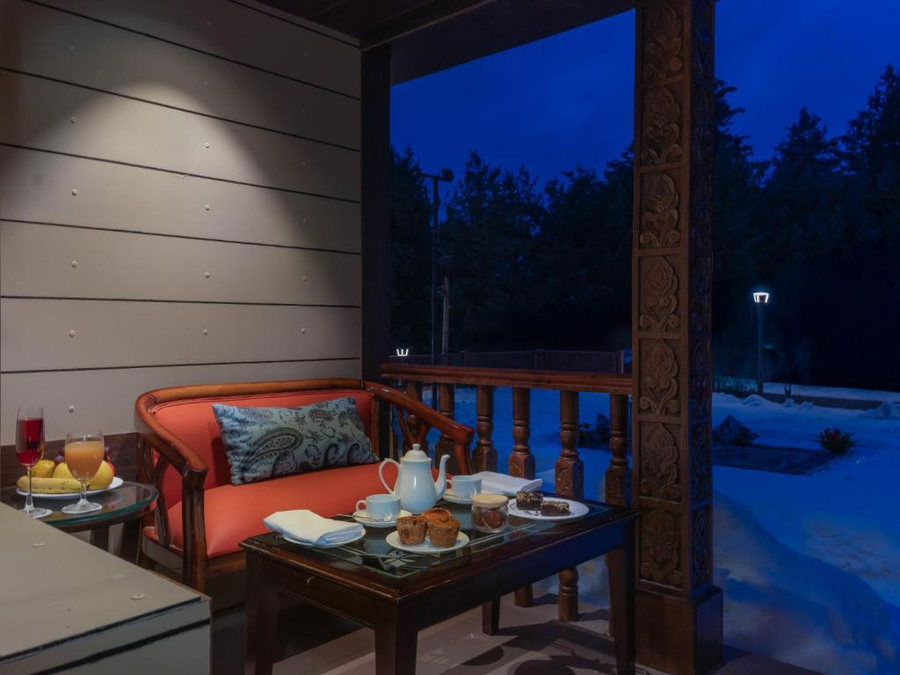 Fortune Pahalgam - Member ITC Hotels Group,,4 star