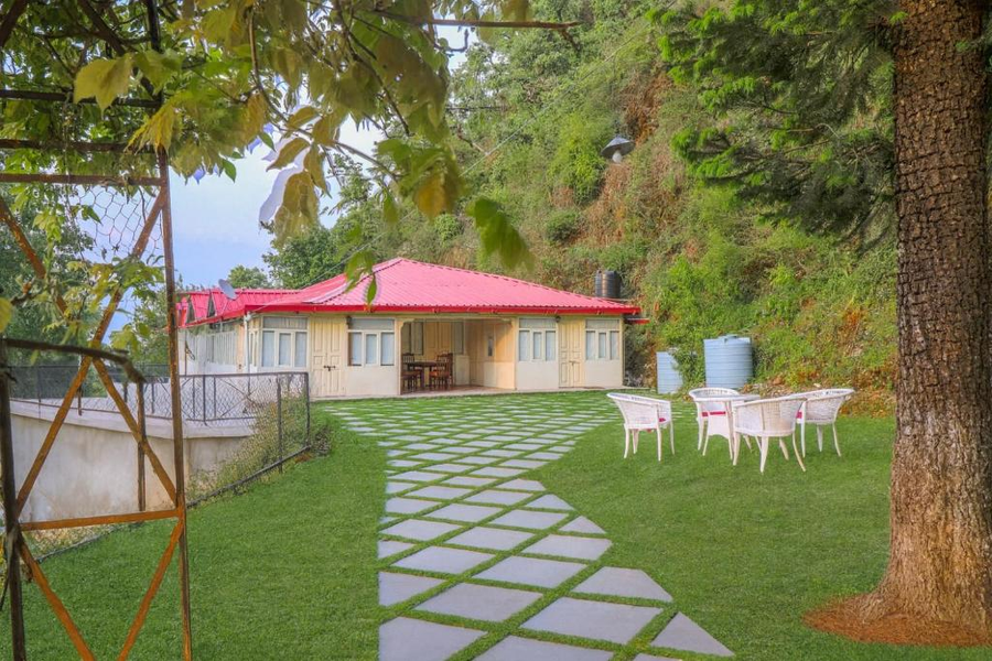 he hill crest mussoorie 500 mtr from mall road