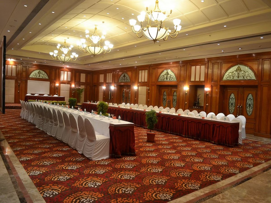 jaypee residency manor