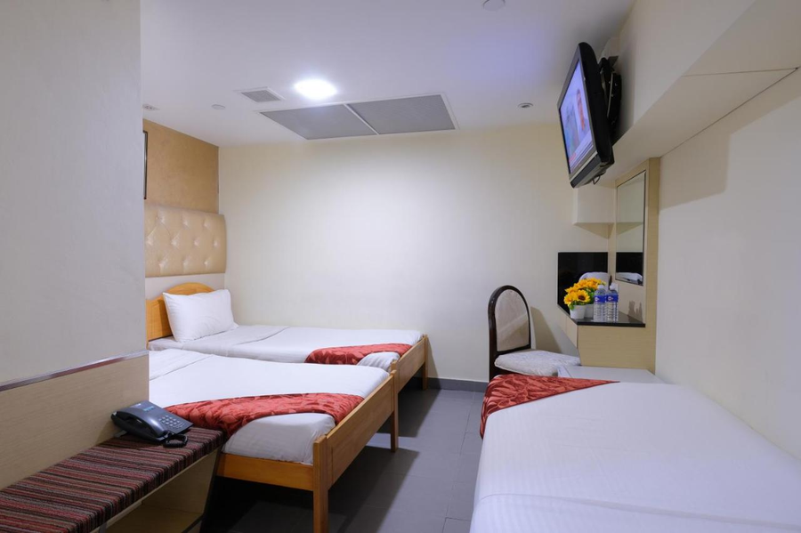 Sandpiper Hotel,,3 star