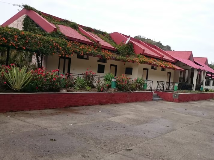 Tikkar Taal Tourist Resorts,Morni Road,3 star