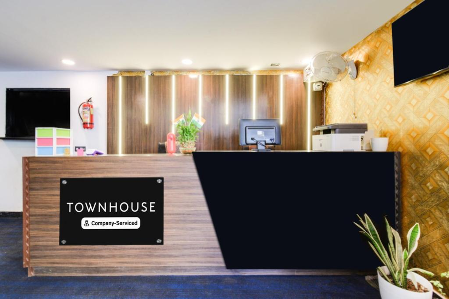 super townhouse shamshabad paradise formerly blue petals hotel