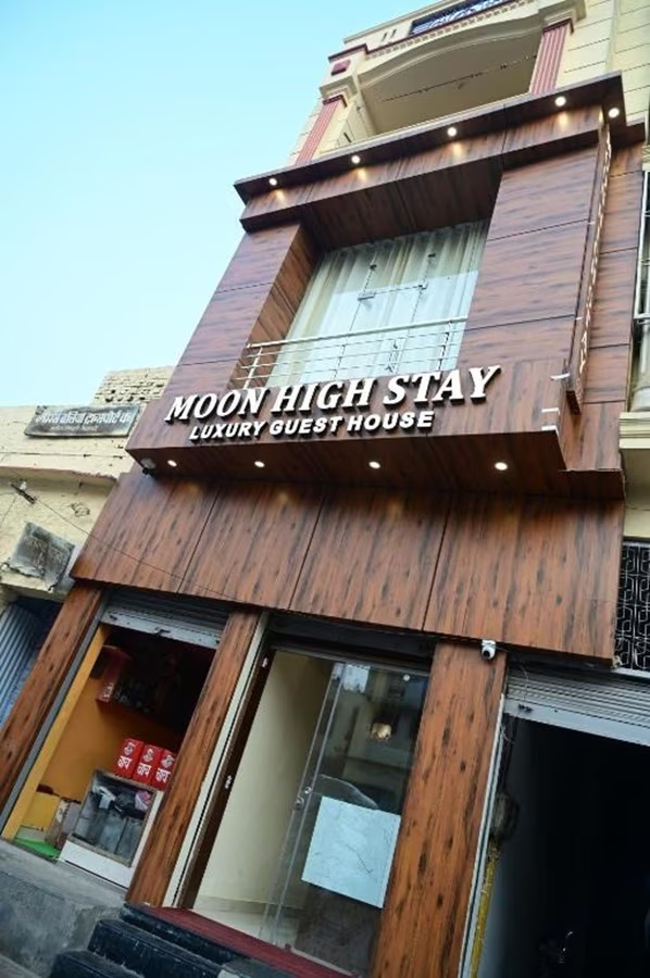 moon high stay