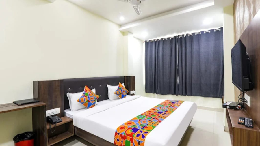 The Kumar Inn,,2 star