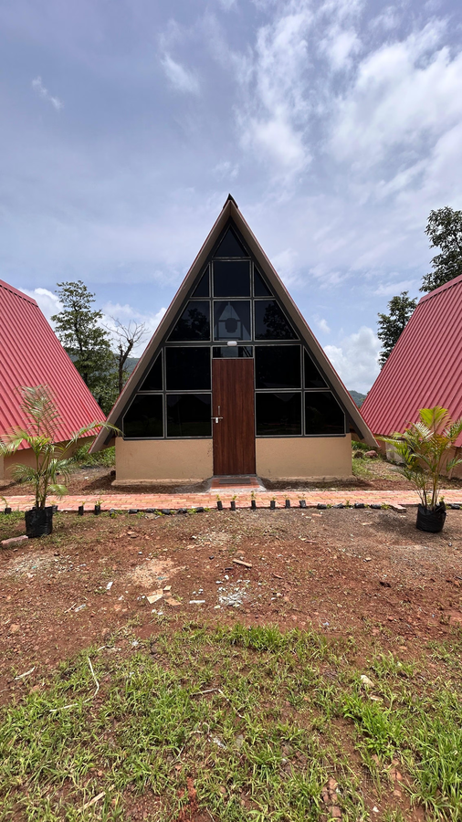 Huts And Hunters Resort Saputara,,3 star