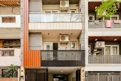Studio J267,Saket, Delhi,3 star