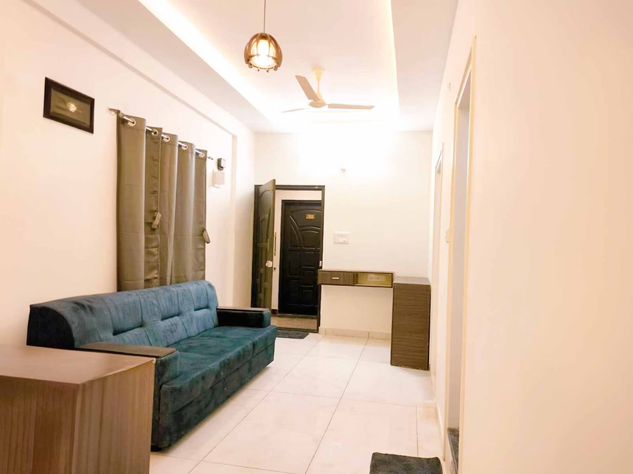 Z Express Coulter,Kr Puram,3 star