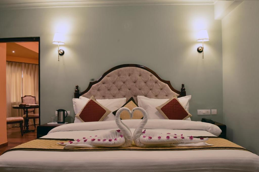 Chandra Raj Mahal,India>>Bikaner,3 star