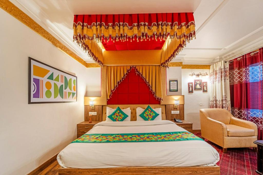 Treebo Premium Bridge View Regency, Mall Road,The Mall Road,3 star