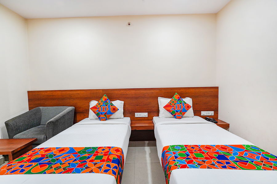 Fabhotel Rove Inn And Suites,,3 star