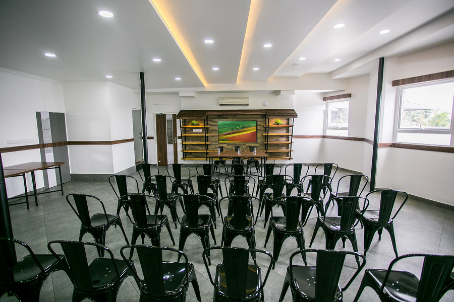 Sapphire Club Metro,Ernakulam,3 star