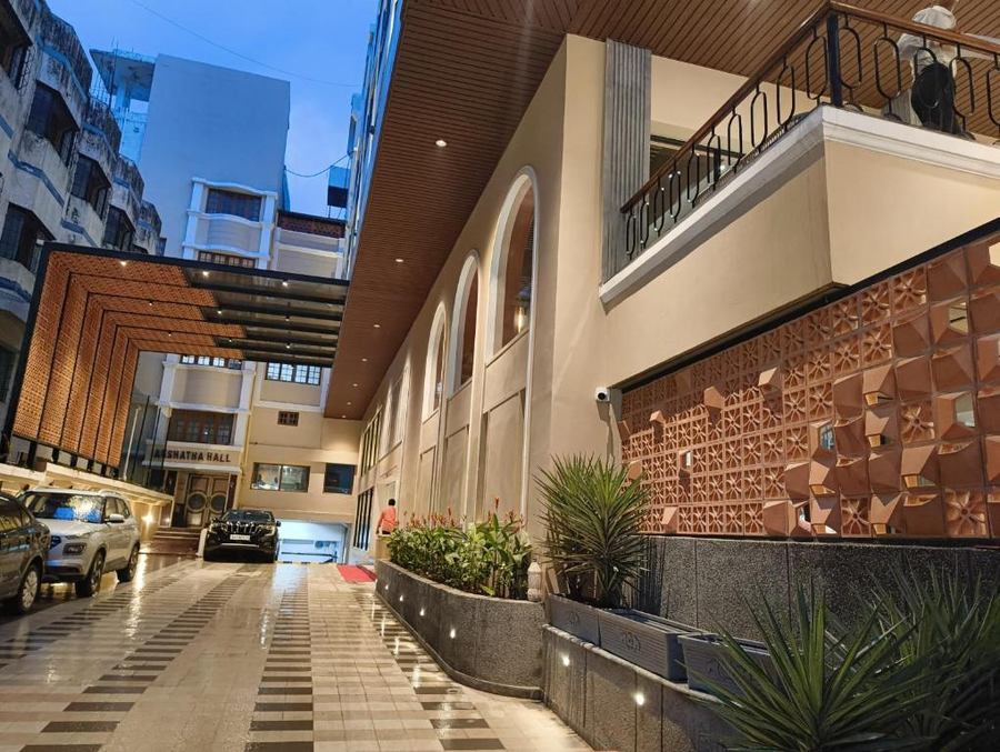 The Luxant Hotel,,3 star