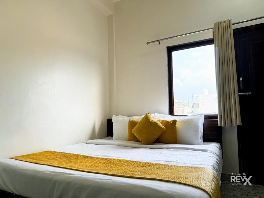 hotel vrinda sarovar
