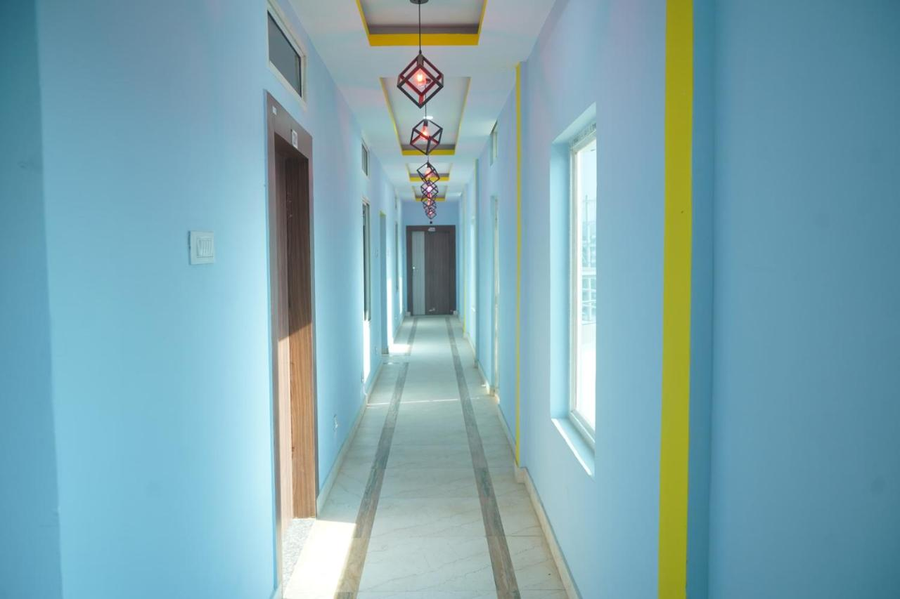 Hotel Aaradhya,,2 star