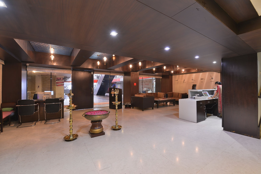 hotel the golden oak central by citrus prime