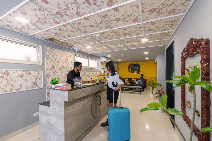 the hosteller jaipur mi road