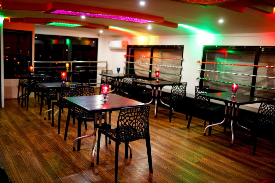 Jct Houseboat, Alleppey,,5 star