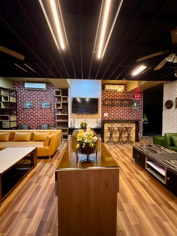 luxury 3bhk penthouse by the basera