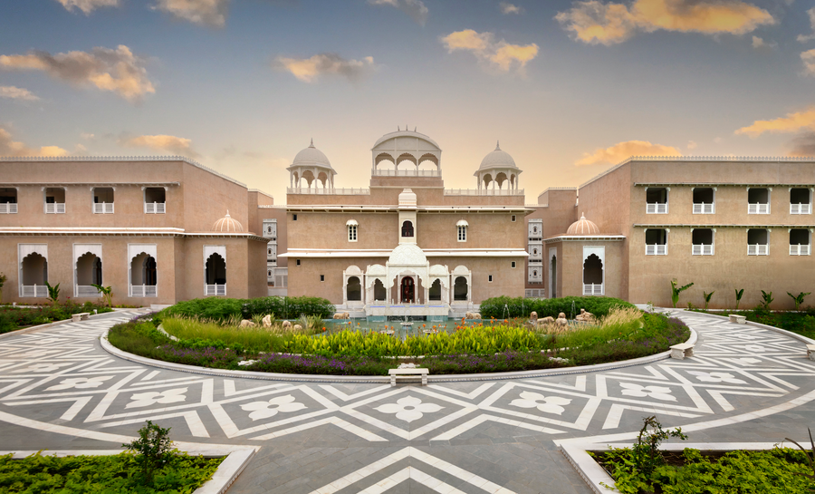 taj lalit bagh udaipur