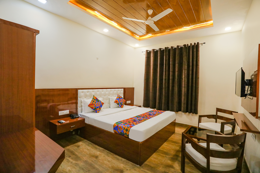 fabexpress trijal inn