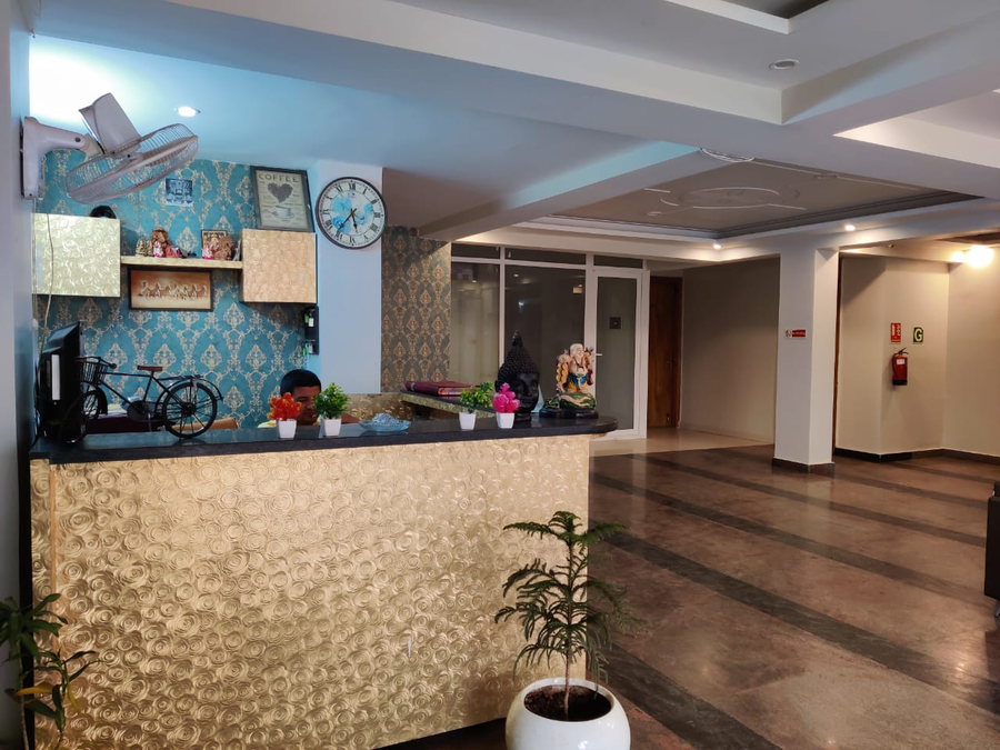 Hotel Maharaja,,2 star