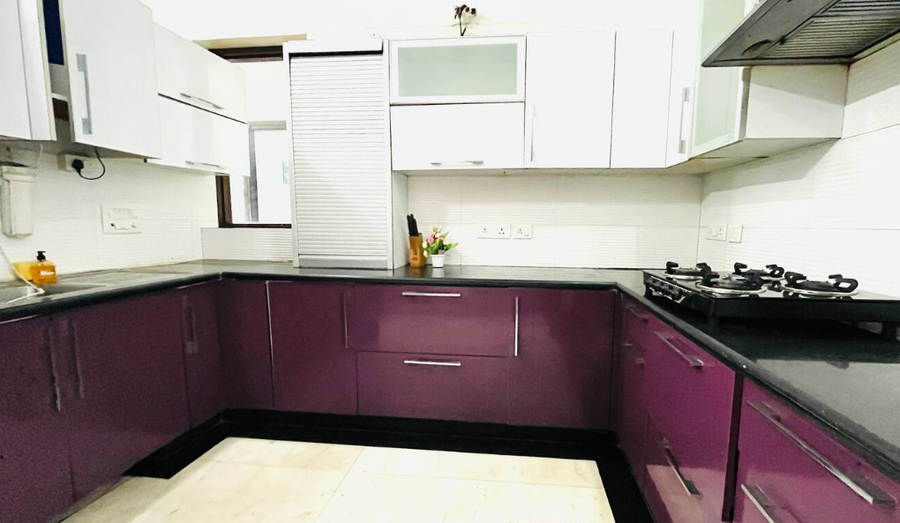 Bluo 2Bhk @ Greater Kailash | Lift Balcony Parking,Greater Kailash,3 star