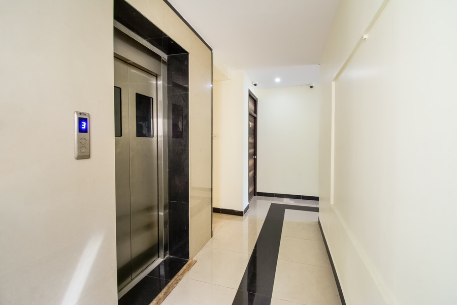 Super Hotel O Mg Road Formerly Aditi,Governor Peta,2 star