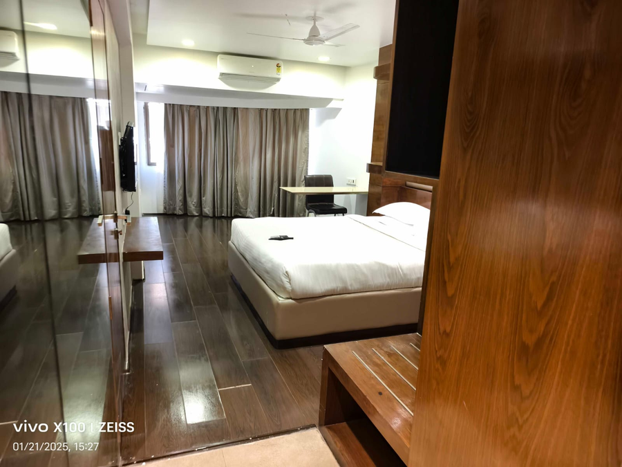 Hotel Dakshin Grandeur,Belapur Cbd, Navi Mumbai,2 star