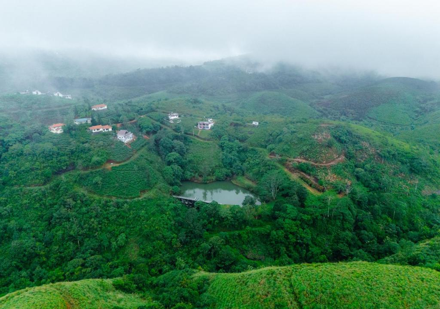 aruvi mountain villa vagamon by voye homes