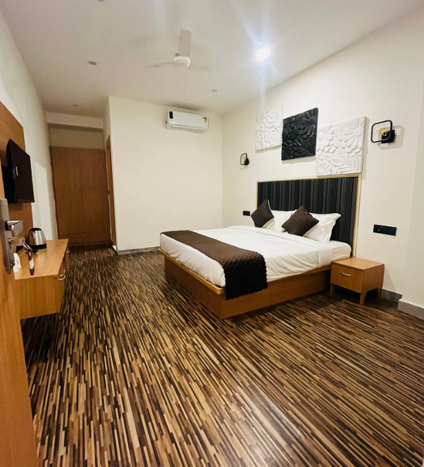 Hotel Indriya,Greater Noida W Rd,3 star