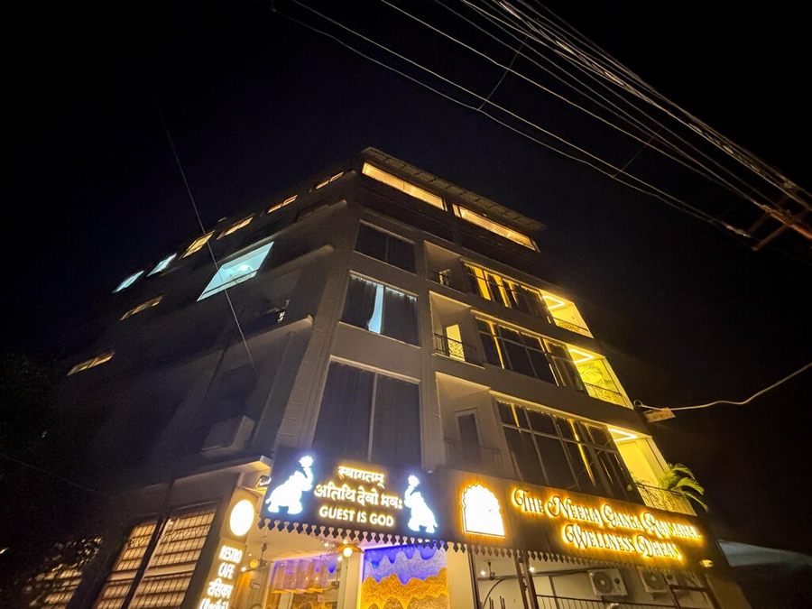 The Neeraj Ganga Rajmahal Wellness Dream,,4 star