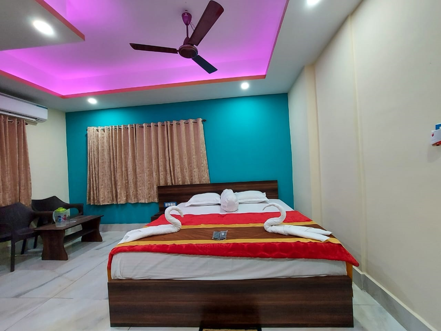 Iconic Hotel,Kanthi>>Digha,3 star