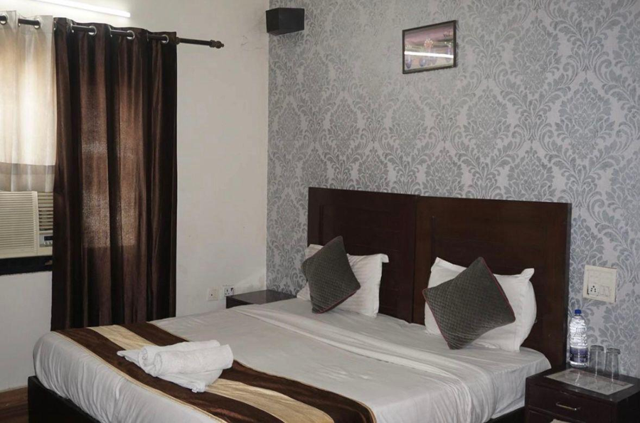 clay inn hotel dhunela sohna