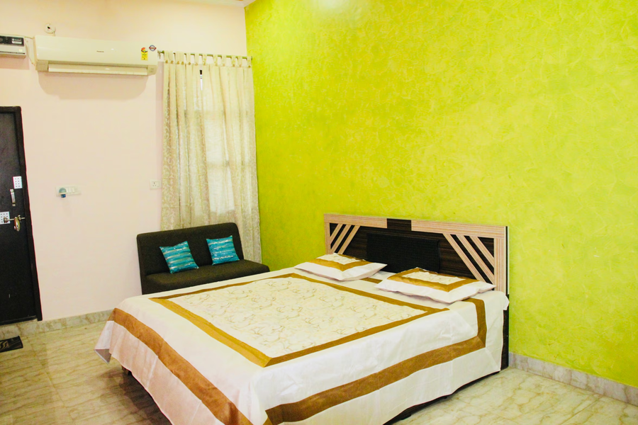 Vinayak Palace,,3 star