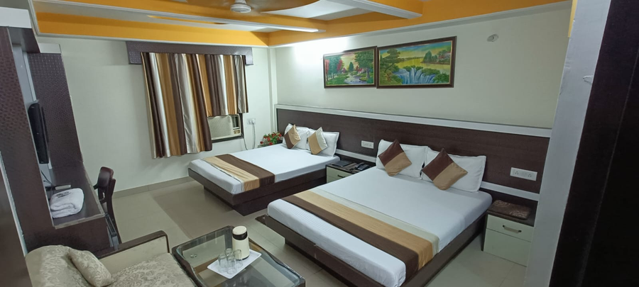 hotel su shree continental dx