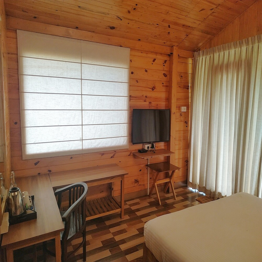 Club Mahindra Ambaghat,,5 star