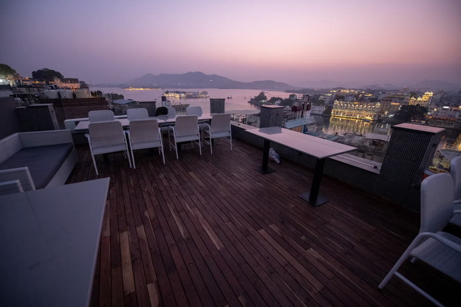 Otc By 4 Lal Ghat - My Downtown Hotels,,3 star
