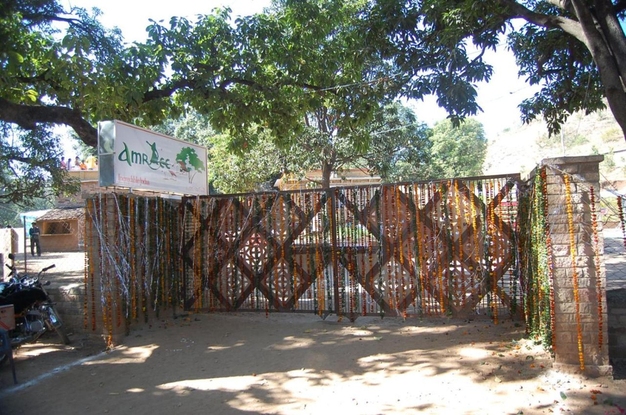 Amraee Rural Resort Craft Village Pranpur,Chanderi,3 star