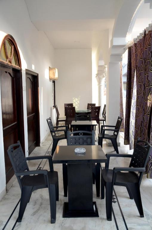 Hotel-Img