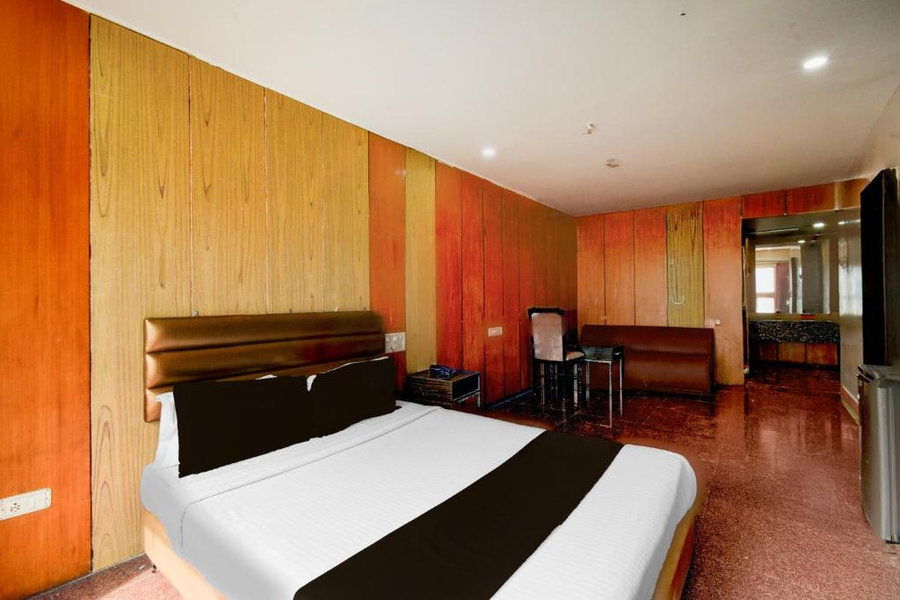 Townhouse Narayanaguda Metro Station Formerly Hotel Anshu Grand,Hyderabad>>Abids,4 star