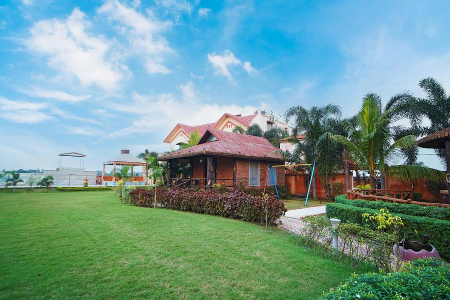 Gharana Resort,,2 star