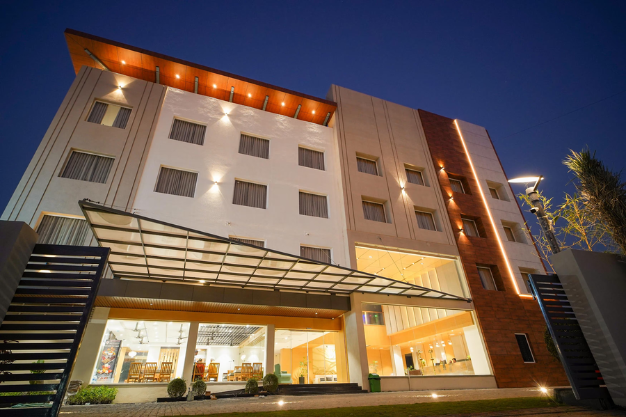 hotel nakshathra a royal stay