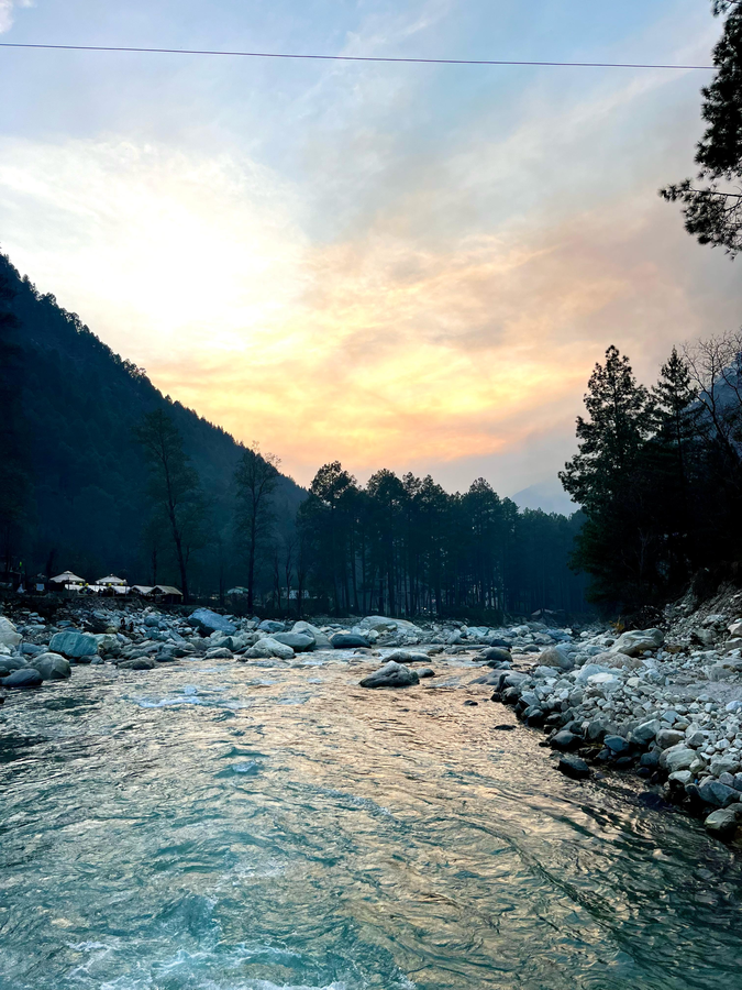 Hotel Adinova,Kasol Temple,3 star