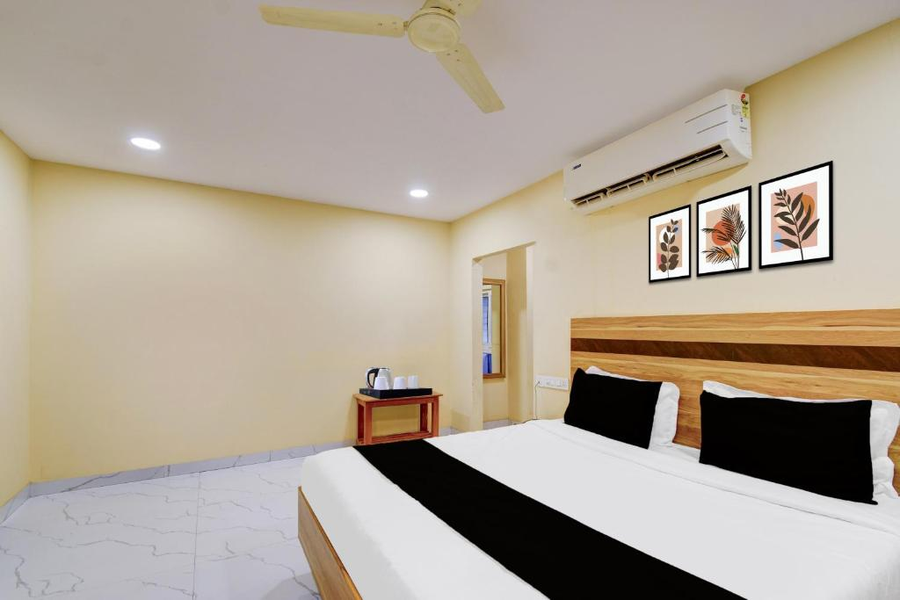 Super Collection O Victoria Memorial Metro Station Formerly Shanthaa Residency,,3 star