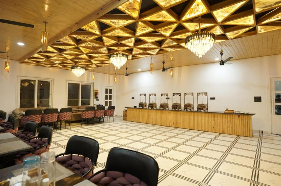 Gurugram Resort Mussoorie,,2 star