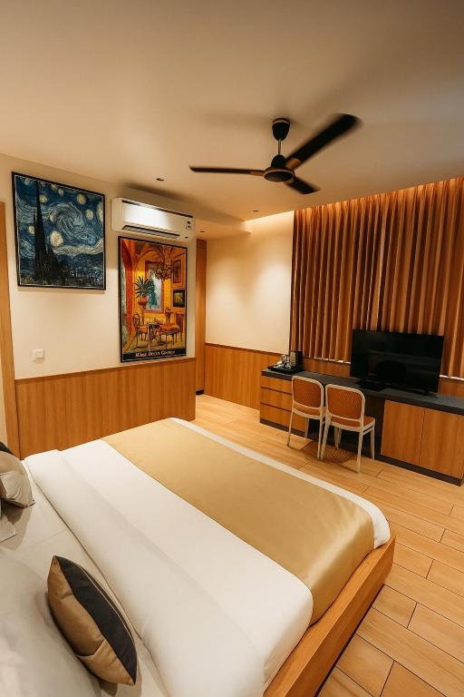 Opus By Hotel Shiv,Green Park,3 star