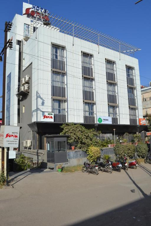 Hotel Sonia,Cidco,3 star