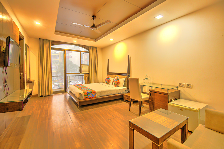 Hotel Le Grand,Karol Bagh>>Delhi,3 star