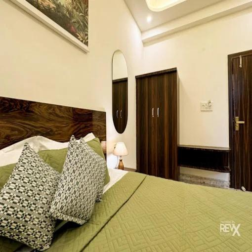 hotel vrinda sarovar