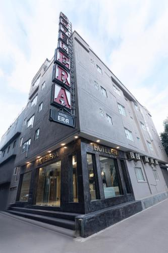 dahabi era delhi airport